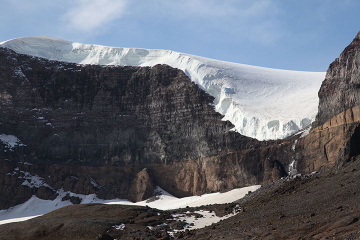 Glacier on Vega (Meng) alt